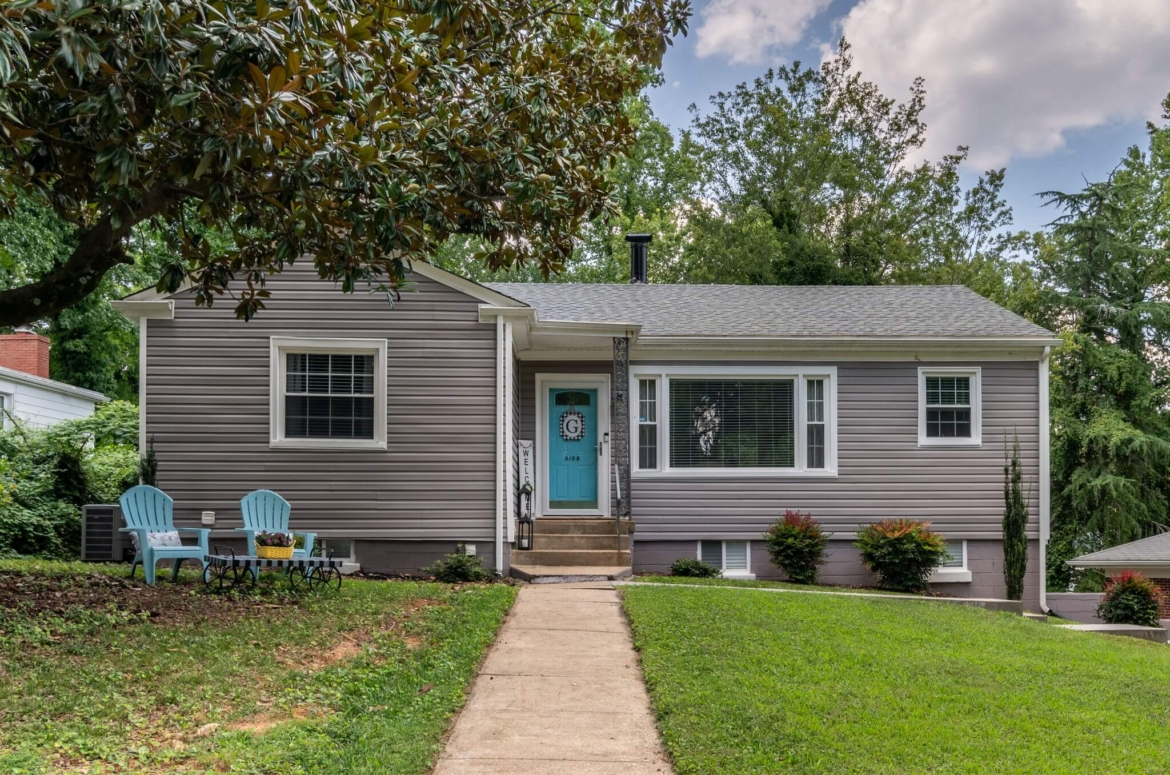 1-web-or-mls-Listing_3108Manor-28
